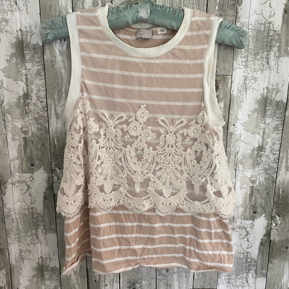 Postmark layered lace sleevess top S